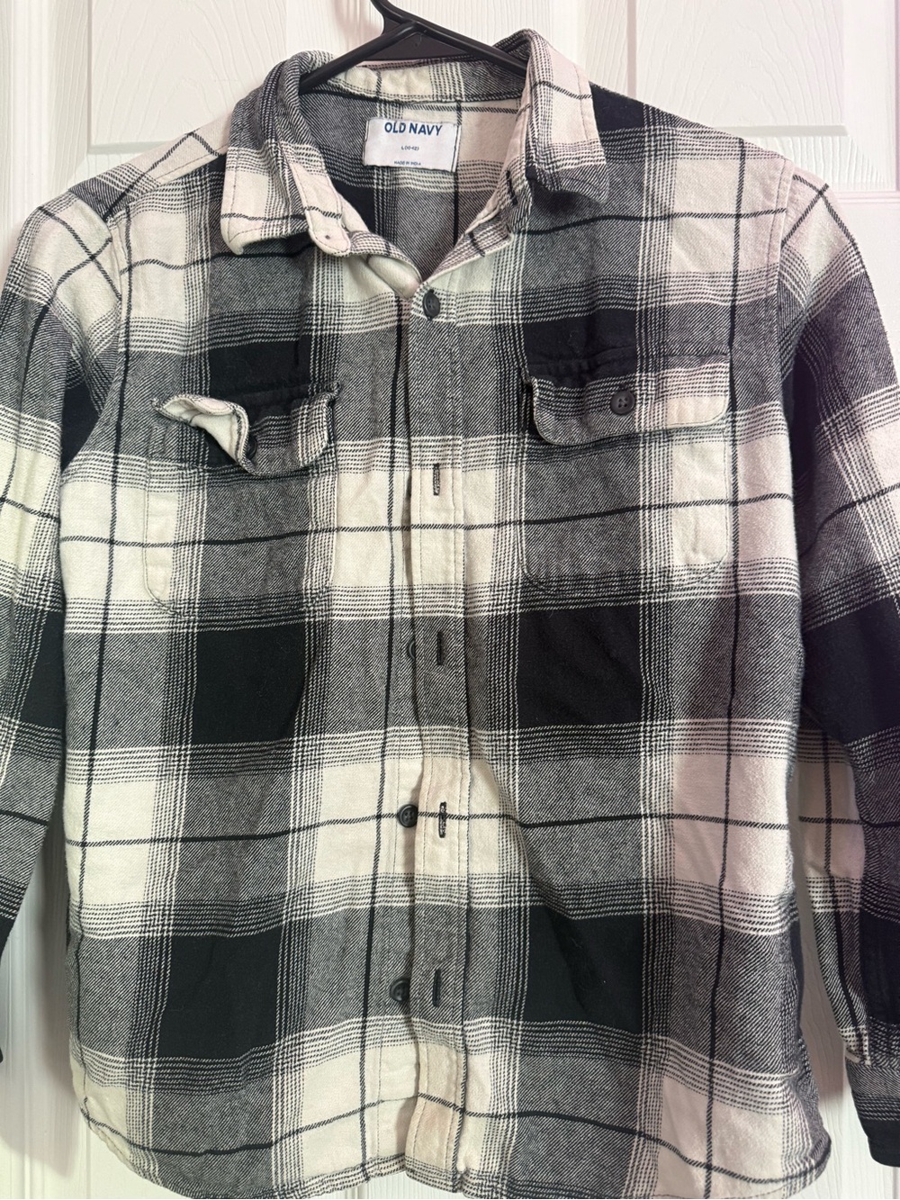 Old Navy Black & White Plaid Button-Down Shirt